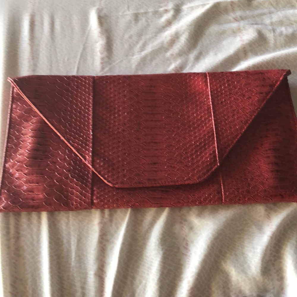 Faux alligator clutch